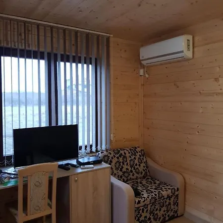 Gasthuis бунгало парк Summer Life Tyulenovo